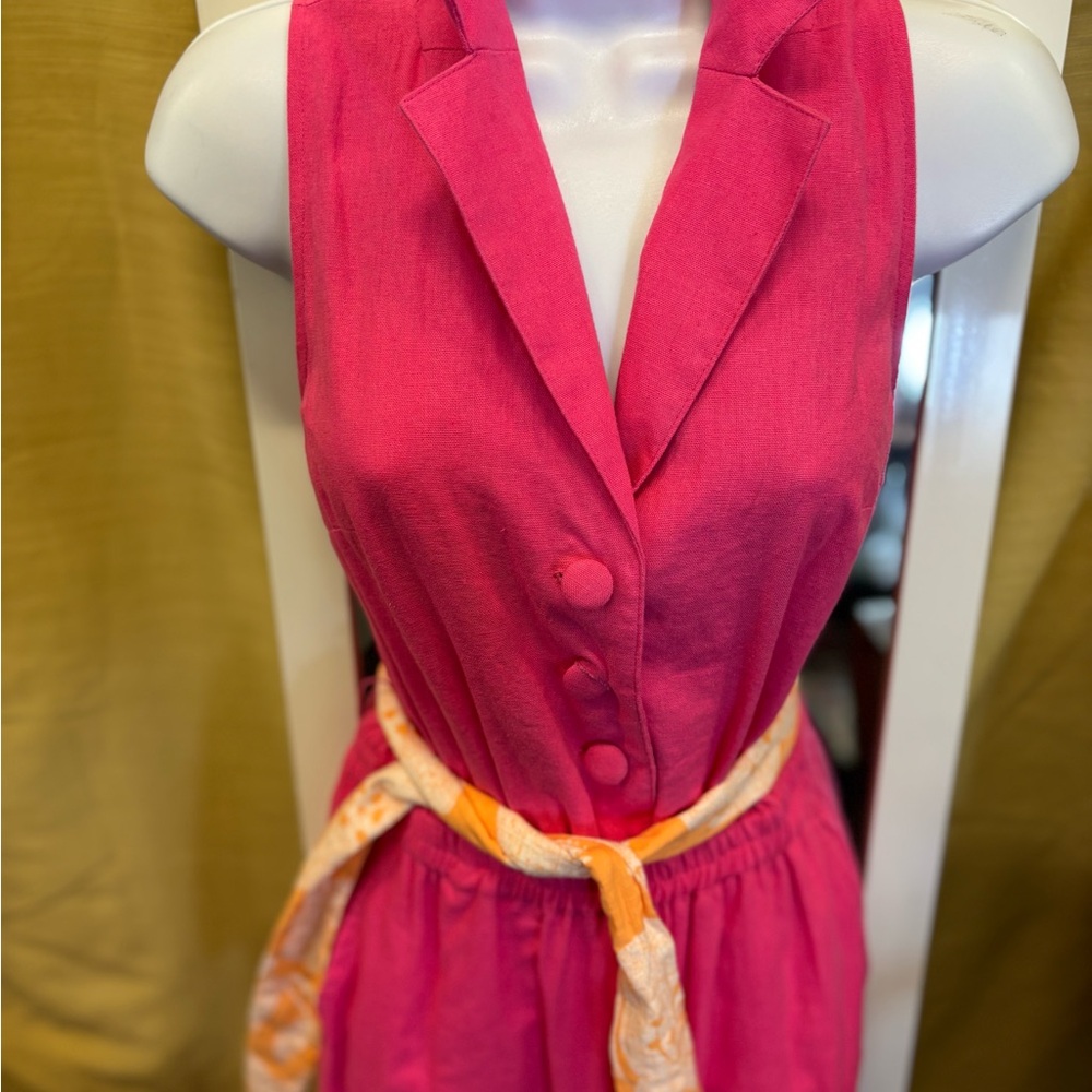 Chic Pink Sleeveless Pantsuit with‎ Belt